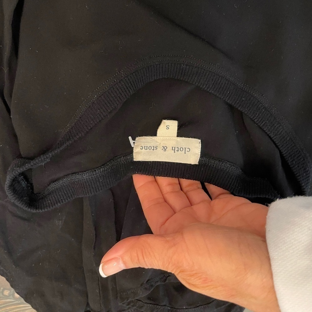 Cloth & Stone summer top - Picture 4 of 6